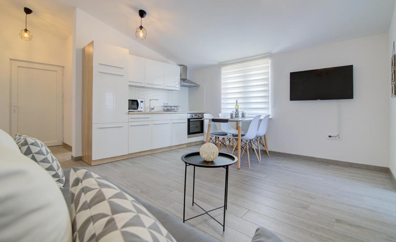 Visumapartments سينج المظهر الخارجي الصورة